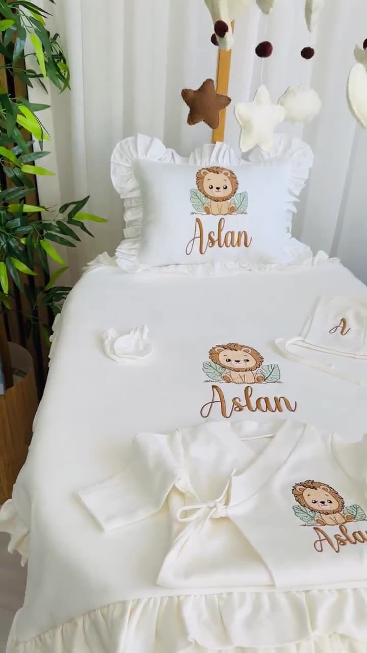 Aslan Nakışlı Fırfırlı Hastane Çıkış Seti atölye videosu
