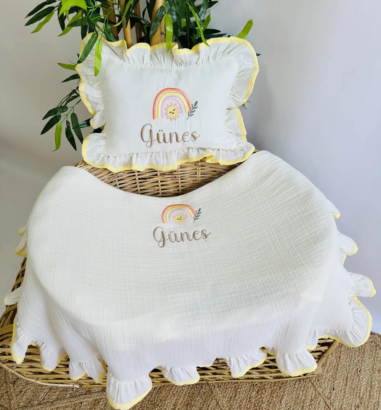 Organik Müslin Yastık Battaniye – Güneş Desenli Biyeli