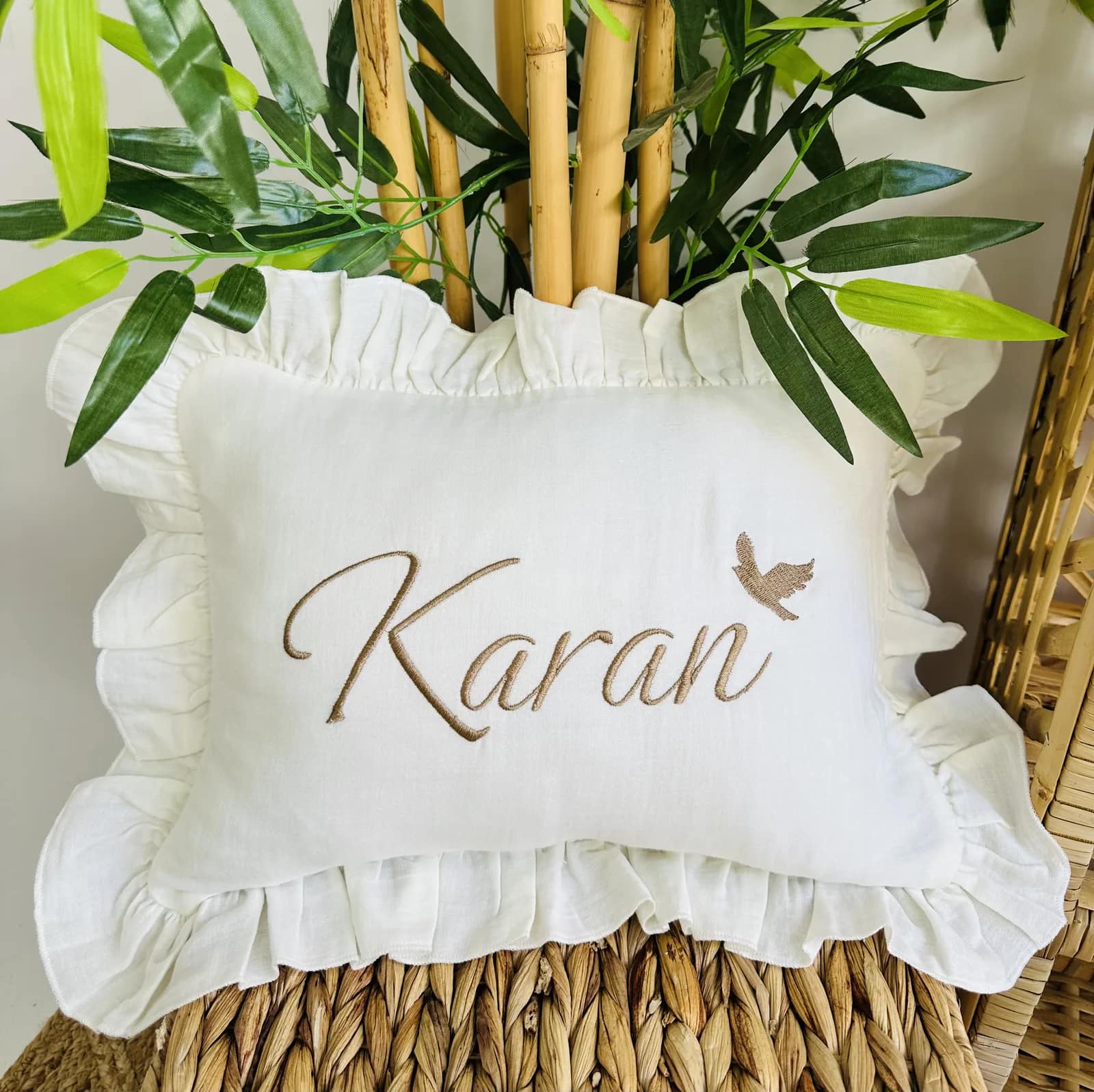 Organik Müslin Bebek Yastığı – Kuş Detaylı İsimli