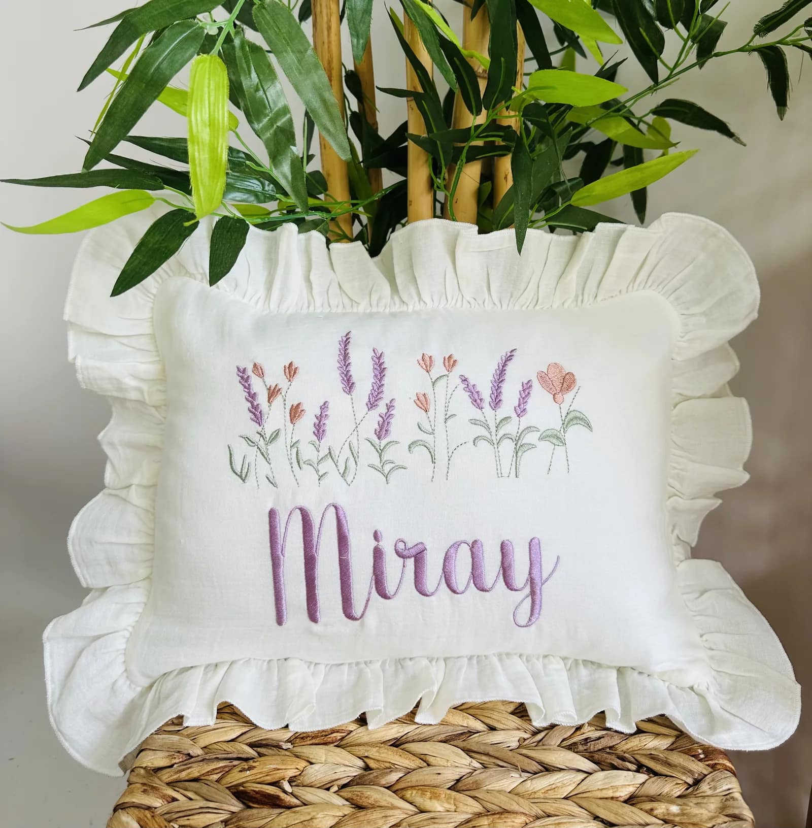 Organik Müslin Bebek Yastığı – Lavanta Desenli